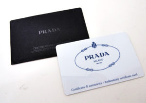 プラダの付属品 コントロールカード
