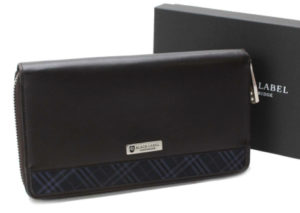 バーバリーブラックレーベル ラウンドファスナー 長財布  BURBERRY BLACK LABEL ZIP AROUND LONG WALLET