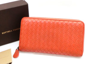 ボッテガ ヴェネタ イントレチャート 長財布  BOTTEGA VENETA ZIP AROUND INTRECCIATO LONG WALLET